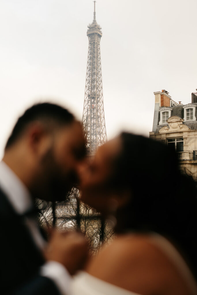 Couple Eiffel Tower elopement
