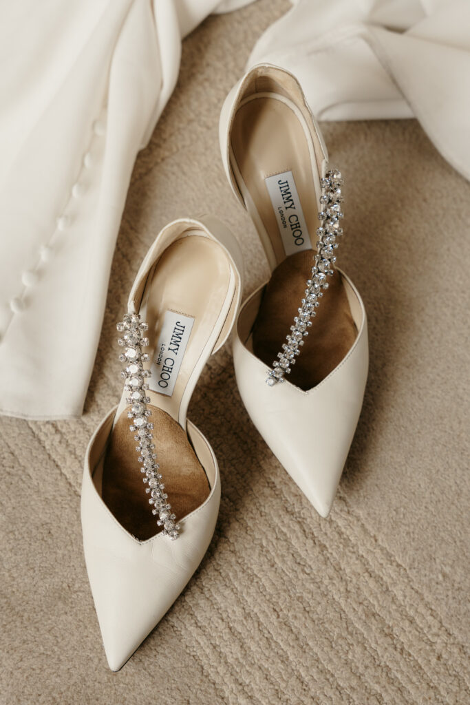 Couple Eiffel Tower elopement