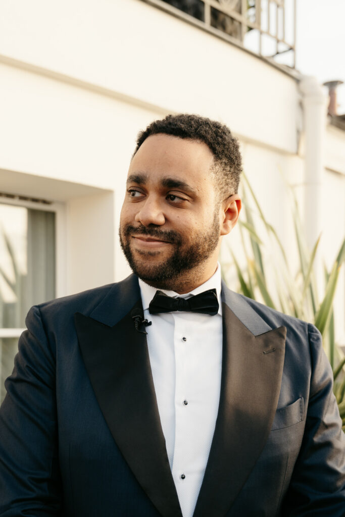 Couple Eiffel Tower elopement