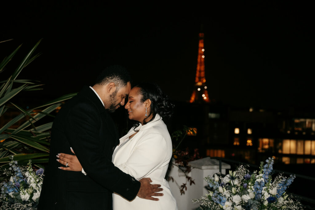 Couple Eiffel Tower elopement